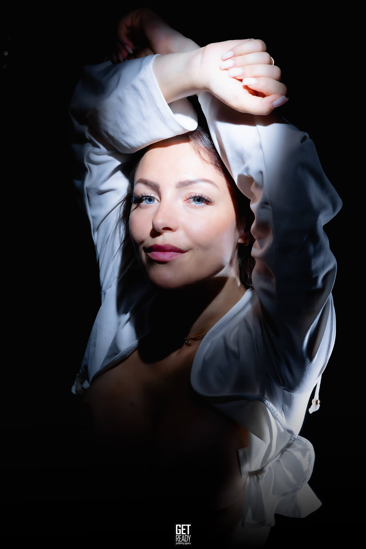 Portrait studio mode à Beauvais, séance photo professionnelle par Chris Martin
